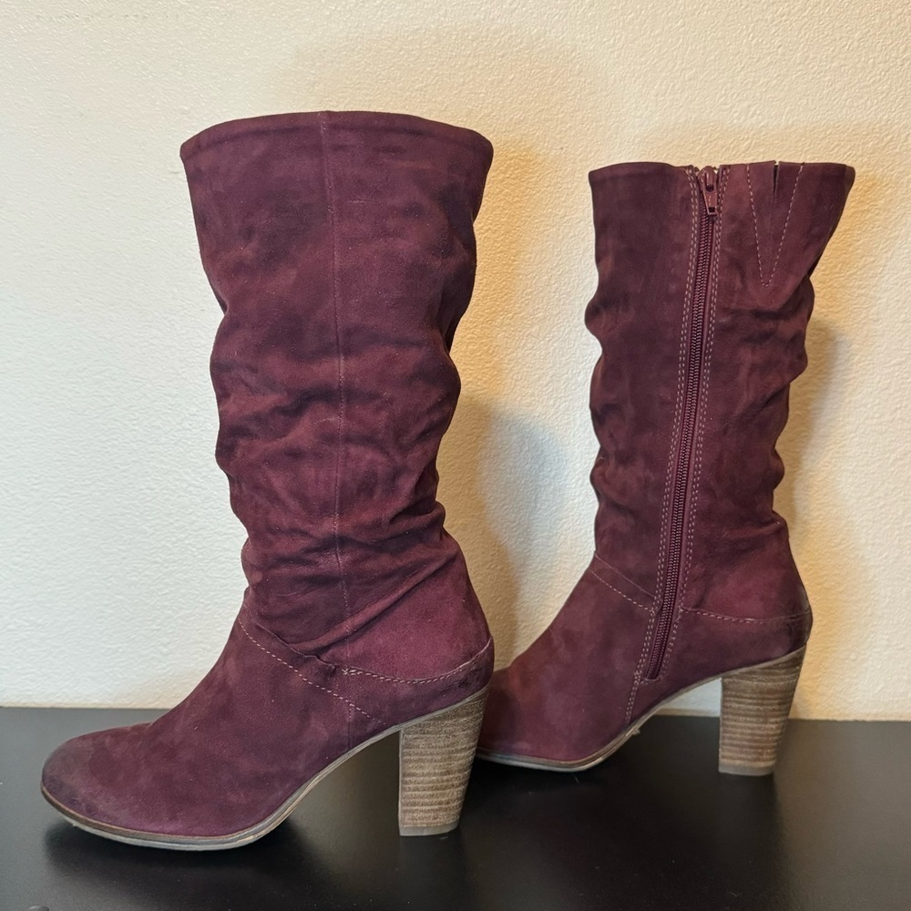 New! Retail $180 Steve Madden Wine Leather Suede Boots with 3.5 Inch Heel size 9